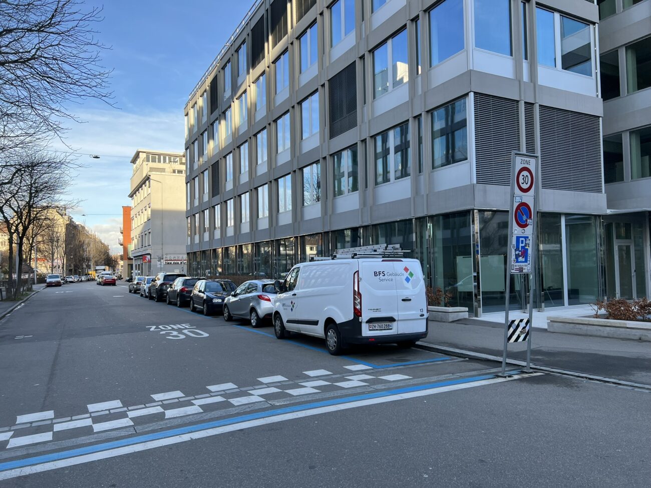 Parkfeld vor Umsetzung der ZüriVelo-Station